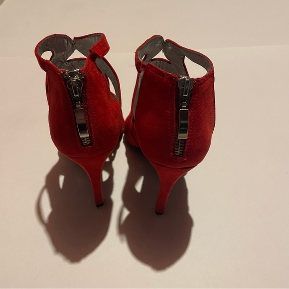 Red Xappeal open toe heels size 6.5 - Picture 4 of 9